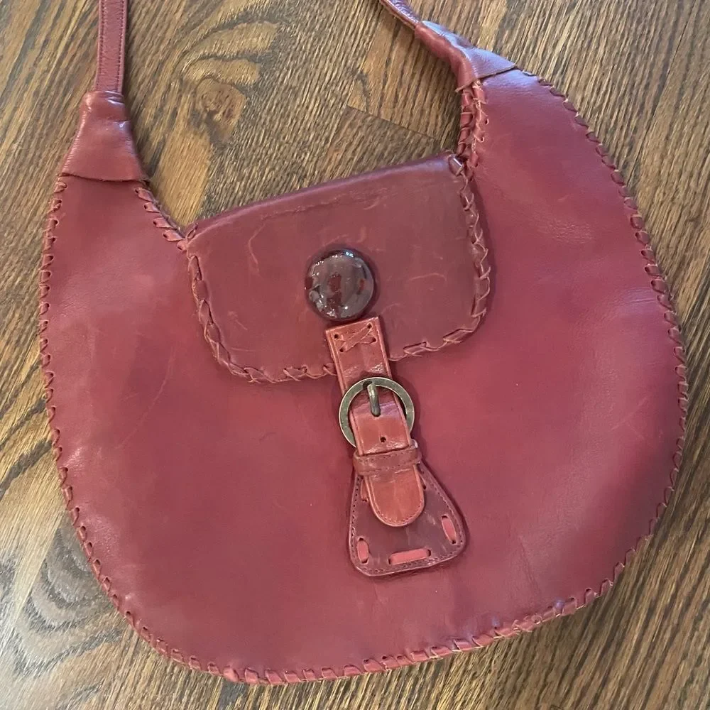 VINTAGE 1970s Red Leather Hobo Shoulder Bag